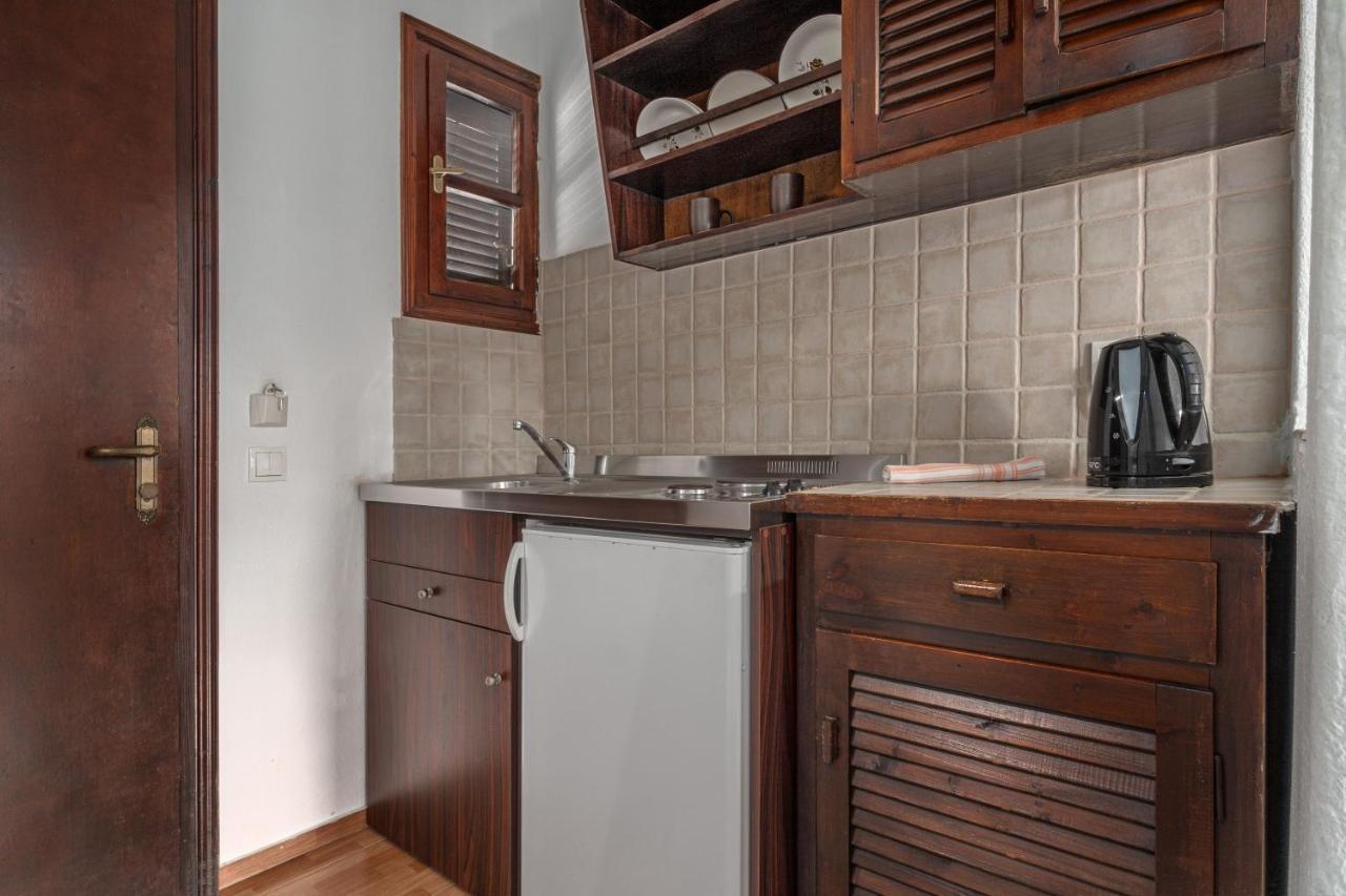 Margi House Apartment สเกียธอสทาวน์ ภายนอก รูปภาพ