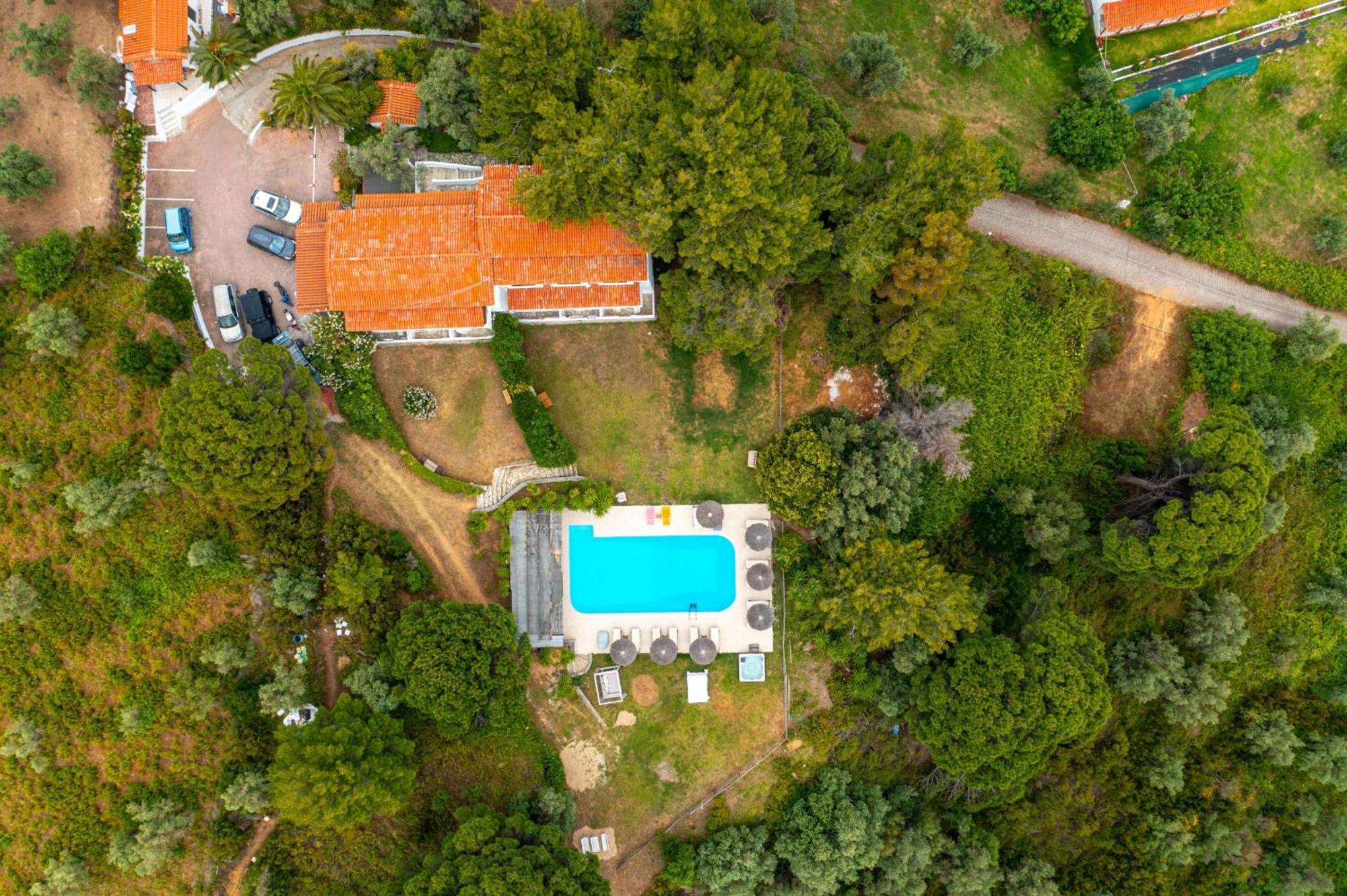 Margi House Apartment สเกียธอสทาวน์ ภายนอก รูปภาพ